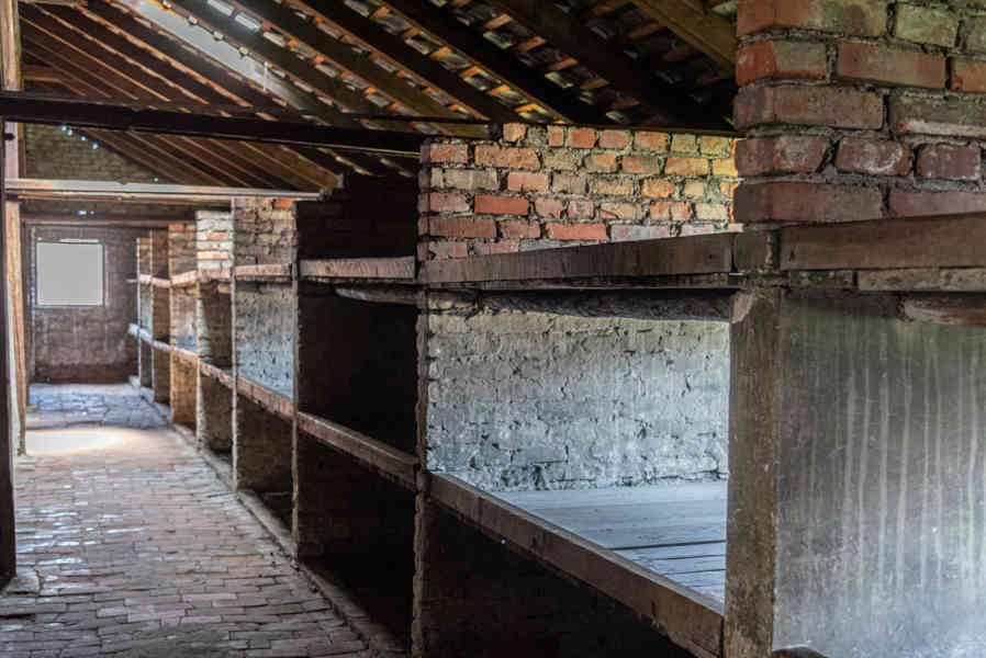 Polonia 093 - Auschwitz ll-Birkenau.jpg